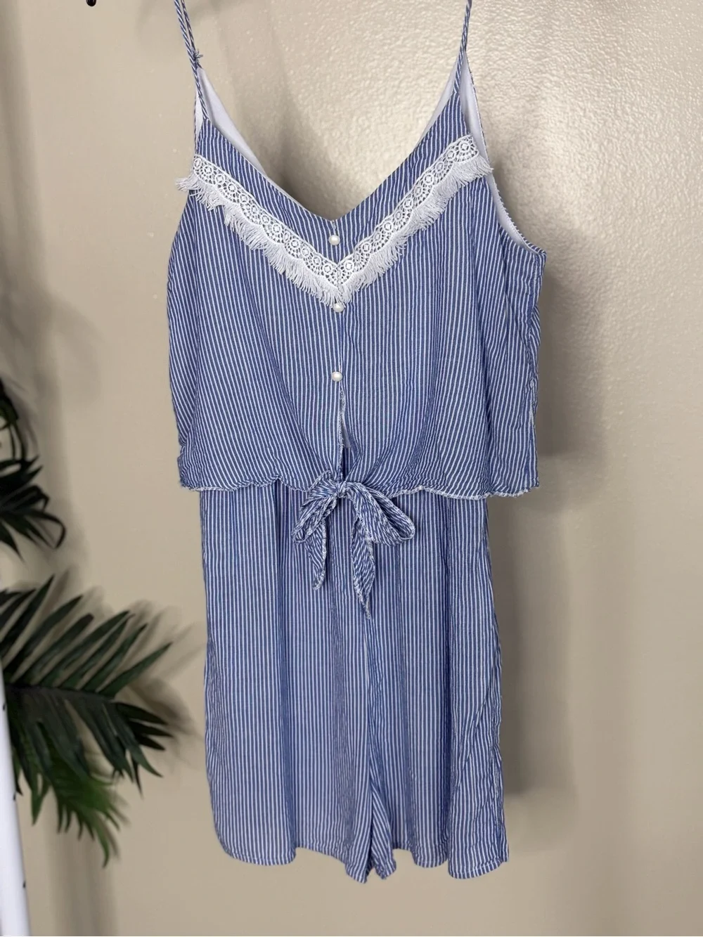 Blue White Striped Lace Trim Tie Front Romper Size Large